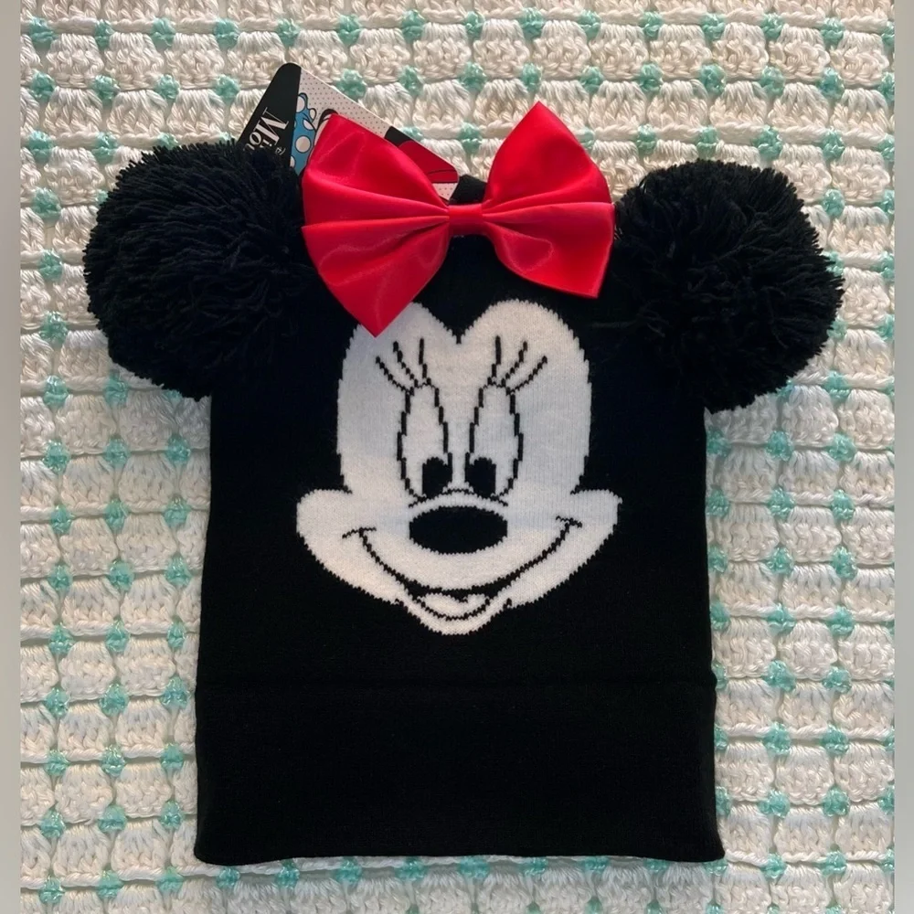 Disney Minnie Mouse Black Hat and Gloves Set